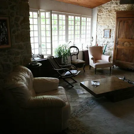 Les 4 Elements St Emilion Bed & Breakfast 4*